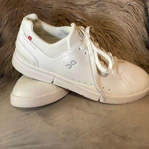 NWOT ON The Roger Advantage shoe sz. 11